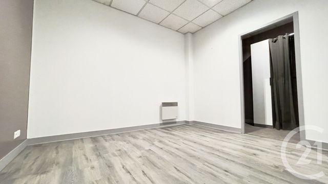 Appartement F2 à louer - 2 pièces - 51.71 m2 - PERIGUEUX - 24 - AQUITAINE - Century 21 Mazaudon Immobilier