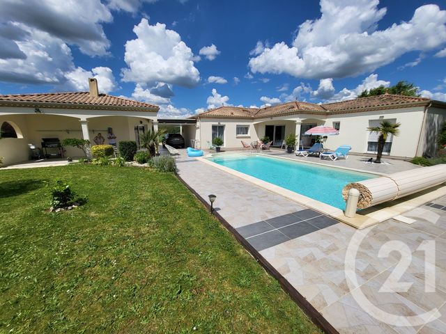 maison à vendre - 6 pièces - 138.0 m2 - ST LEON SUR L ISLE - 24 - AQUITAINE - Century 21 Mazaudon Immobilier