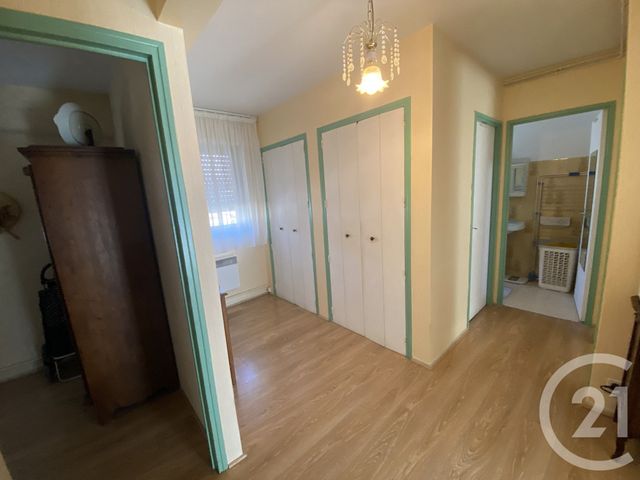 Appartement F2 à vendre - 3 pièces - 60.0 m2 - PERIGUEUX - 24 - AQUITAINE - Century 21 Mazaudon Immobilier