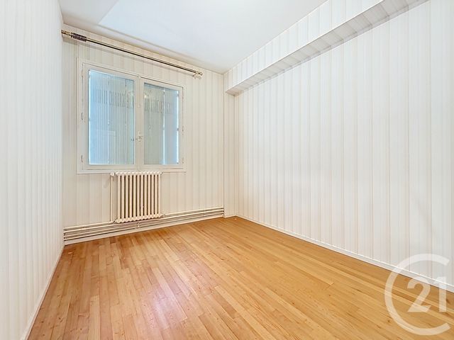 Appartement F5 à vendre - 5 pièces - 89.63 m2 - PERIGUEUX - 24 - AQUITAINE - Century 21 Mazaudon Immobilier