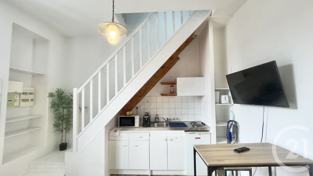 Afficher la photo en grand Appartement F1 bis à louer - 2 pièces - 24.1 m2 - PERIGUEUX - 24 - AQUITAINE - Century 21 Mazaudon Immobilier