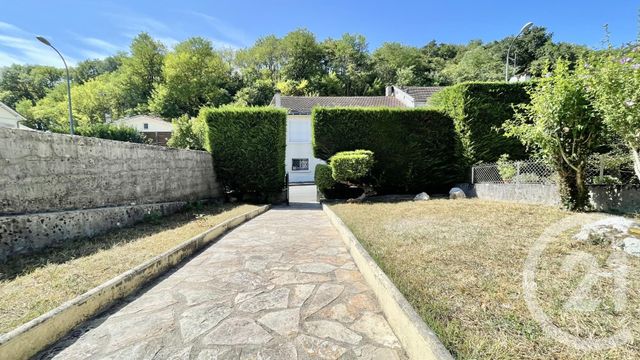 maison à louer - 4 pièces - 84.0 m2 - PERIGUEUX - 24 - AQUITAINE - Century 21 Mazaudon Immobilier