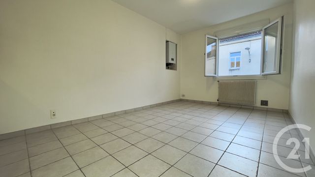 Appartement F2 à louer - 2 pièces - 40.84 m2 - PERIGUEUX - 24 - AQUITAINE - Century 21 Mazaudon Immobilier