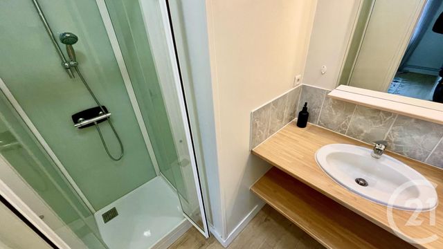 Appartement F3 à vendre - 3 pièces - 57.17 m2 - PERIGUEUX - 24 - AQUITAINE - Century 21 Mazaudon Immobilier