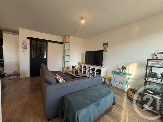 Afficher la photo en grand Appartement T3 à vendre - 3 pièces - 63.37 m2 - TRELISSAC - 24 - AQUITAINE - Century 21 Mazaudon Immobilier