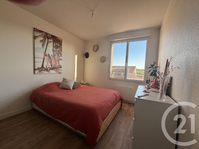 Afficher la photo en grand Appartement T3 à vendre - 3 pièces - 63.37 m2 - TRELISSAC - 24 - AQUITAINE - Century 21 Mazaudon Immobilier