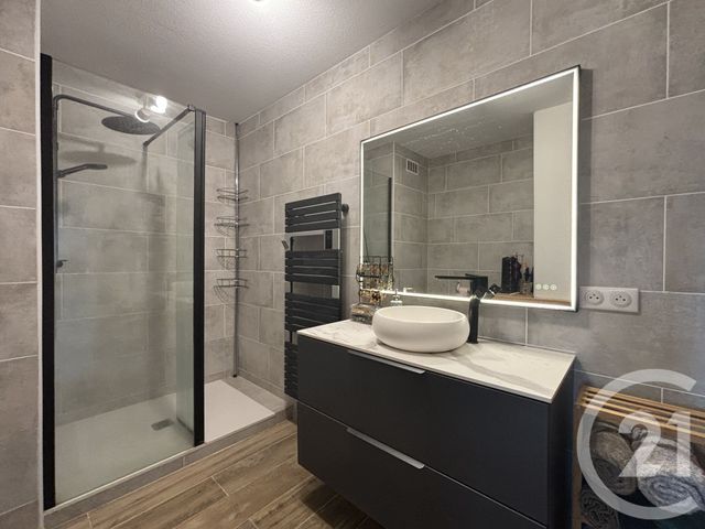 Afficher la photo en grand Appartement T3 à vendre - 3 pièces - 63.37 m2 - TRELISSAC - 24 - AQUITAINE - Century 21 Mazaudon Immobilier