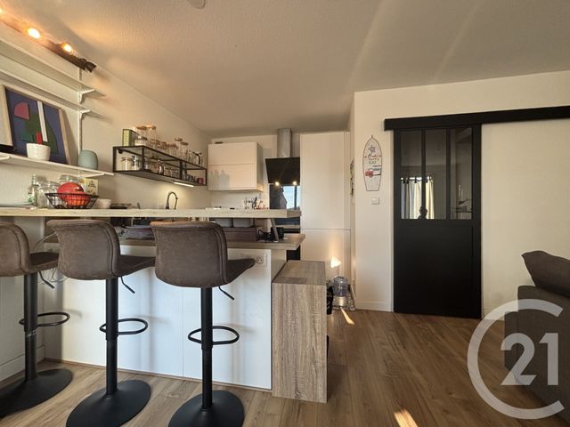 Afficher la photo en grand Appartement T3 à vendre - 3 pièces - 63.37 m2 - TRELISSAC - 24 - AQUITAINE - Century 21 Mazaudon Immobilier