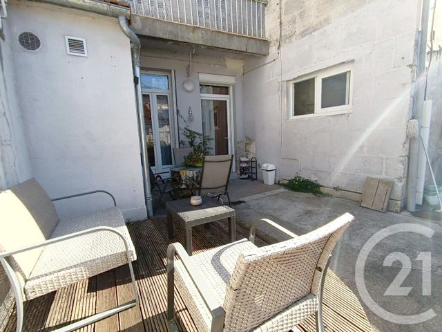 Appartement T2 à vendre - 3 pièces - 112.47 m2 - PERIGUEUX - 24 - AQUITAINE - Century 21 Mazaudon Immobilier