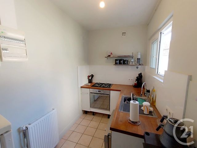 Appartement T2 à vendre - 3 pièces - 112.47 m2 - PERIGUEUX - 24 - AQUITAINE - Century 21 Mazaudon Immobilier
