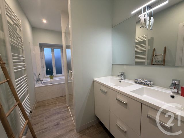 maison à vendre - 5 pièces - 160.0 m2 - PERIGUEUX - 24 - AQUITAINE - Century 21 Mazaudon Immobilier