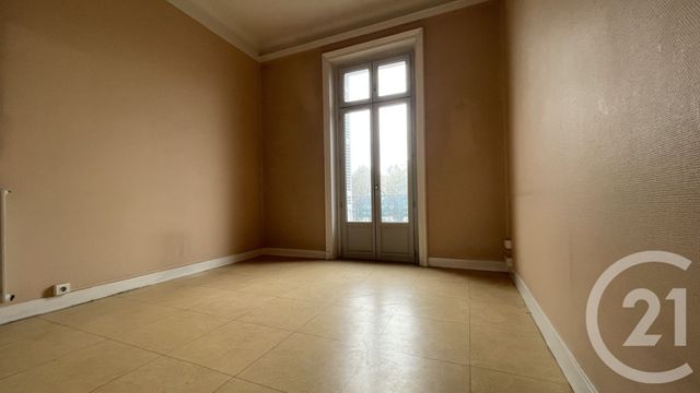 Afficher la photo en grand terrain à louer - 80.0 m2 - PERIGUEUX - 24 - AQUITAINE - Century 21 Mazaudon Immobilier