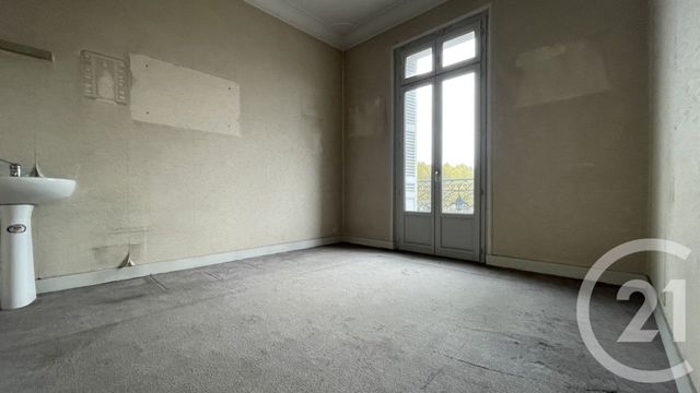 Afficher la photo en grand terrain à louer - 80.0 m2 - PERIGUEUX - 24 - AQUITAINE - Century 21 Mazaudon Immobilier
