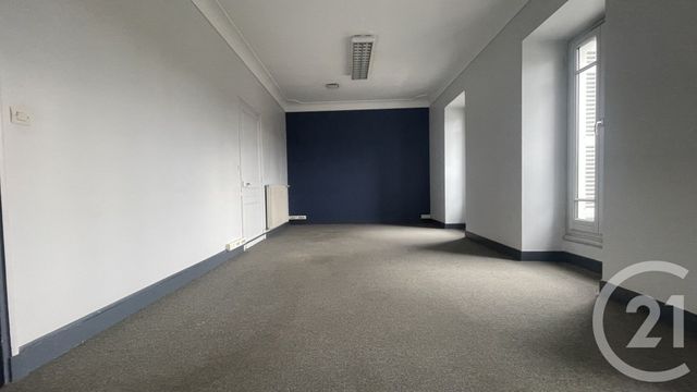Afficher la photo en grand terrain à louer - 80.0 m2 - PERIGUEUX - 24 - AQUITAINE - Century 21 Mazaudon Immobilier