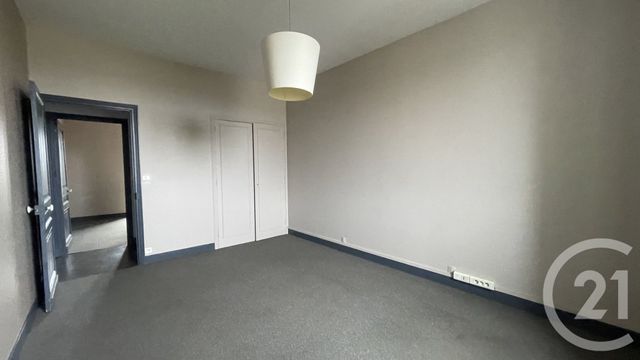 Afficher la photo en grand terrain à louer - 80.0 m2 - PERIGUEUX - 24 - AQUITAINE - Century 21 Mazaudon Immobilier