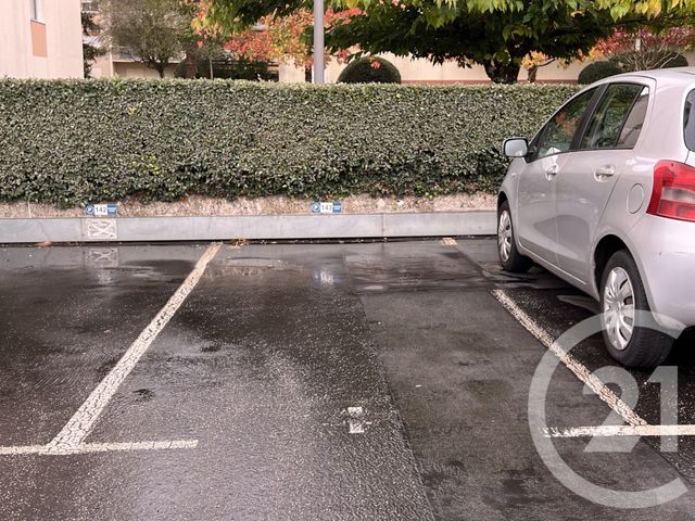 Appartement T3 à vendre - 3 pièces - 68.75 m2 - PERIGUEUX - 24 - AQUITAINE - Century 21 Mazaudon Immobilier