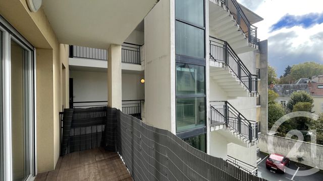 Appartement F2 à louer - 2 pièces - 49.32 m2 - PERIGUEUX - 24 - AQUITAINE - Century 21 Mazaudon Immobilier