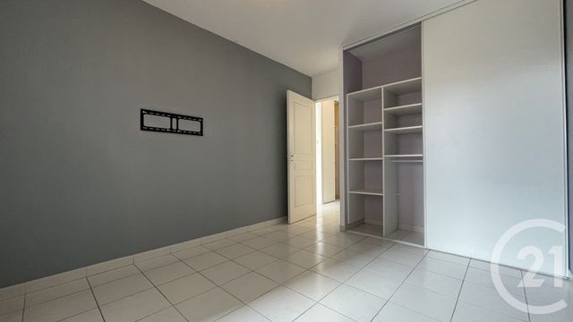 Appartement F2 à louer - 2 pièces - 49.32 m2 - PERIGUEUX - 24 - AQUITAINE - Century 21 Mazaudon Immobilier