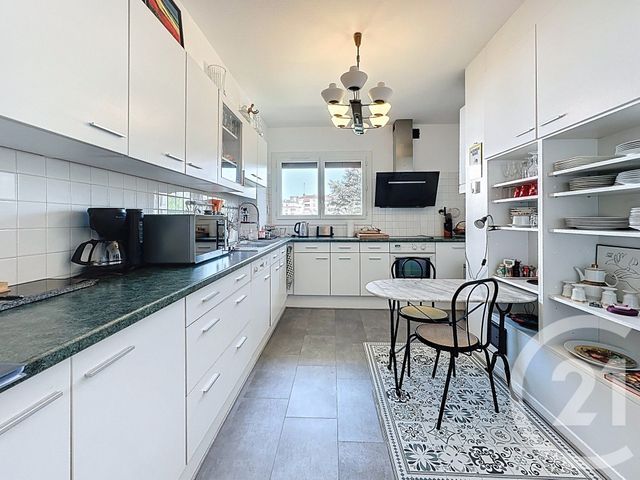 Appartement F5 à vendre - 5 pièces - 108.27 m2 - PERIGUEUX - 24 - AQUITAINE - Century 21 Mazaudon Immobilier