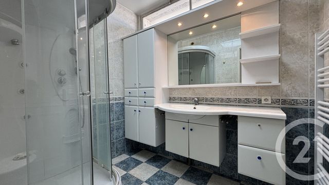 Appartement T3 à louer - 3 pièces - 89.09 m2 - PERIGUEUX - 24 - AQUITAINE - Century 21 Mazaudon Immobilier