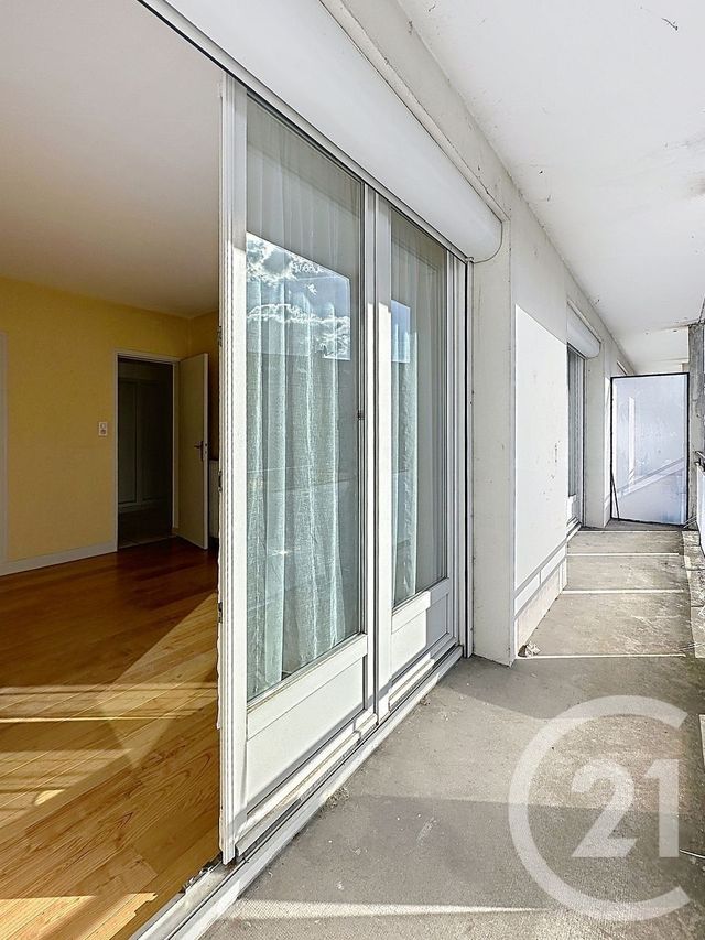 Appartement F3 à louer - 3 pièces - 79.9 m2 - PERIGUEUX - 24 - AQUITAINE - Century 21 Mazaudon Immobilier