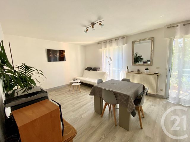 Appartement F3 à louer - 3 pièces - 65.49 m2 - PERIGUEUX - 24 - AQUITAINE - Century 21 Mazaudon Immobilier