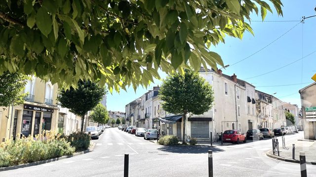 Appartement F2 bis à louer - 2 pièces - 53.12 m2 - PERIGUEUX - 24 - AQUITAINE - Century 21 Mazaudon Immobilier