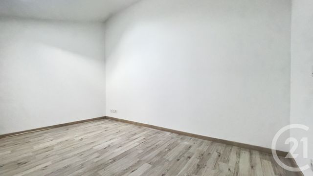 Appartement F2 bis à louer - 2 pièces - 53.12 m2 - PERIGUEUX - 24 - AQUITAINE - Century 21 Mazaudon Immobilier