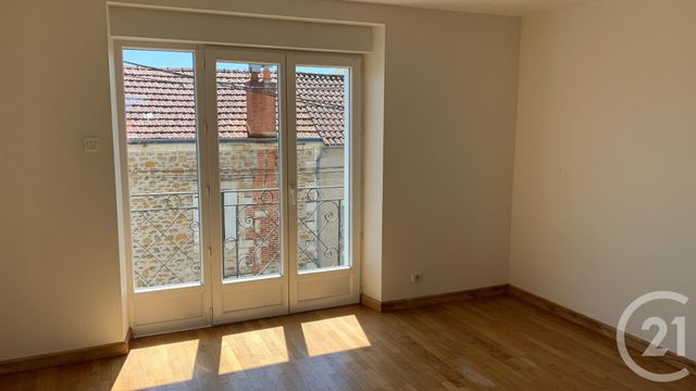 Appartement F3 à louer - 3 pièces - 64.25 m2 - THIVIERS - 24 - AQUITAINE - Century 21 Mazaudon Immobilier