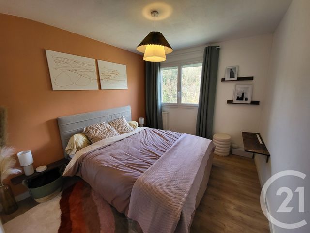 Appartement F3 à vendre - 3 pièces - 72.0 m2 - PERIGUEUX - 24 - AQUITAINE - Century 21 Mazaudon Immobilier