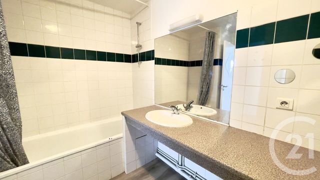 Appartement F2 à louer - 2 pièces - 40.6 m2 - PERIGUEUX - 24 - AQUITAINE - Century 21 Mazaudon Immobilier