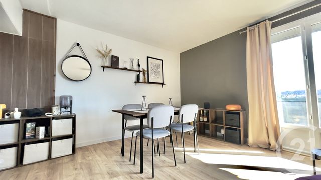 Appartement F3 à louer - 3 pièces - 73.1 m2 - PERIGUEUX - 24 - AQUITAINE - Century 21 Mazaudon Immobilier