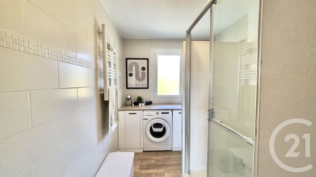 Appartement F3 à louer - 3 pièces - 73.1 m2 - PERIGUEUX - 24 - AQUITAINE - Century 21 Mazaudon Immobilier