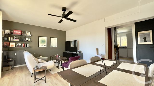 Appartement F3 à louer - 3 pièces - 73.1 m2 - PERIGUEUX - 24 - AQUITAINE - Century 21 Mazaudon Immobilier