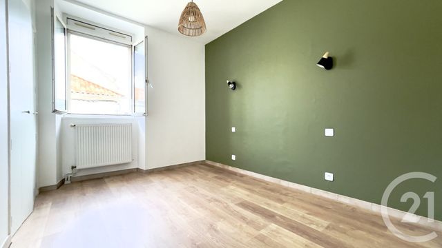 Appartement F3 à louer - 3 pièces - 51.0 m2 - PERIGUEUX - 24 - AQUITAINE - Century 21 Mazaudon Immobilier