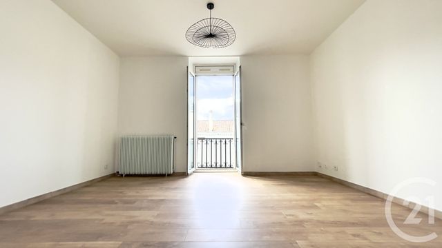 Appartement F3 à louer - 3 pièces - 51.0 m2 - PERIGUEUX - 24 - AQUITAINE - Century 21 Mazaudon Immobilier