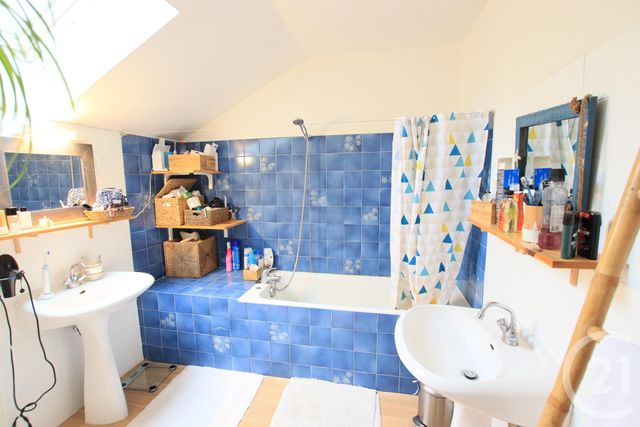 maison à louer - 6 pièces - 146.55 m2 - PERIGUEUX - 24 - AQUITAINE - Century 21 Mazaudon Immobilier