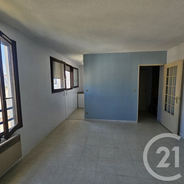 Appartement F1 à louer - 1 pièce - 28.0 m2 - PERIGUEUX - 24 - AQUITAINE - Century 21 Mazaudon Immobilier