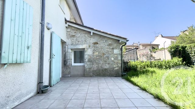 Appartement F3 à louer - 3 pièces - 48.0 m2 - PERIGUEUX - 24 - AQUITAINE - Century 21 Mazaudon Immobilier