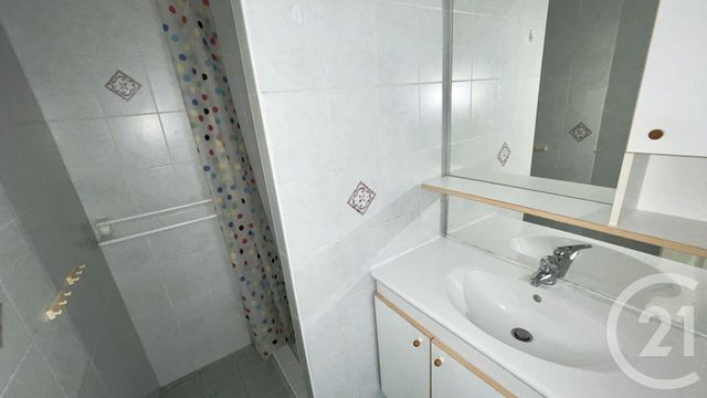 Appartement F3 à louer - 3 pièces - 48.0 m2 - PERIGUEUX - 24 - AQUITAINE - Century 21 Mazaudon Immobilier