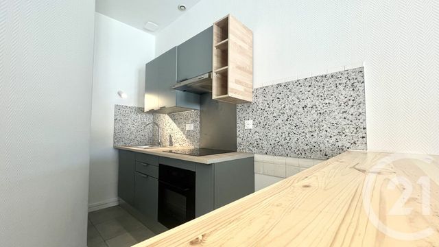 Appartement F2 à louer - 2 pièces - 53.65 m2 - PERIGUEUX - 24 - AQUITAINE - Century 21 Mazaudon Immobilier