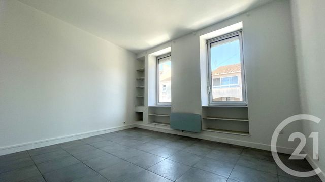 Appartement F2 à louer - 2 pièces - 53.65 m2 - PERIGUEUX - 24 - AQUITAINE - Century 21 Mazaudon Immobilier
