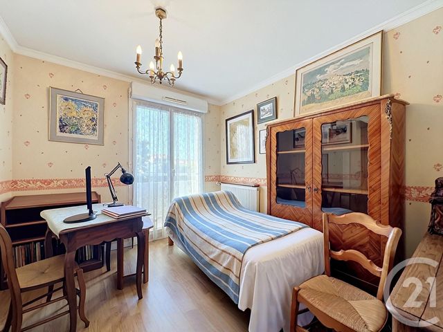 Appartement T4 à vendre - 4 pièces - 109.0 m2 - PERIGUEUX - 24 - AQUITAINE - Century 21 Mazaudon Immobilier