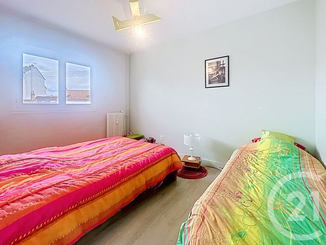 Appartement F5 à vendre - 4 pièces - 91.35 m2 - PERIGUEUX - 24 - AQUITAINE - Century 21 Mazaudon Immobilier