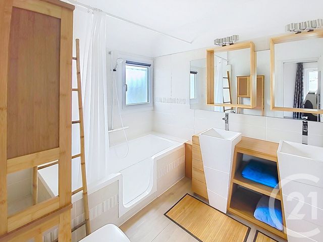 maison à vendre - 8 pièces - 194.0 m2 - TRELISSAC - 24 - AQUITAINE - Century 21 Mazaudon Immobilier