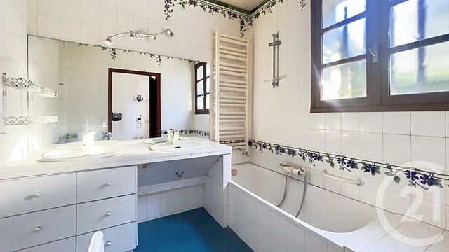 maison à vendre - 6 pièces - 155.0 m2 - PERIGUEUX - 24 - AQUITAINE - Century 21 Mazaudon Immobilier