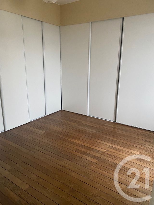 maison à louer - 10 pièces - 236.0 m2 - PERIGUEUX - 24 - AQUITAINE - Century 21 Mazaudon Immobilier