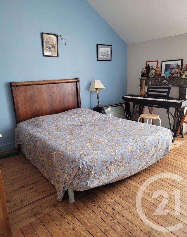 maison à louer - 10 pièces - 236.0 m2 - PERIGUEUX - 24 - AQUITAINE - Century 21 Mazaudon Immobilier