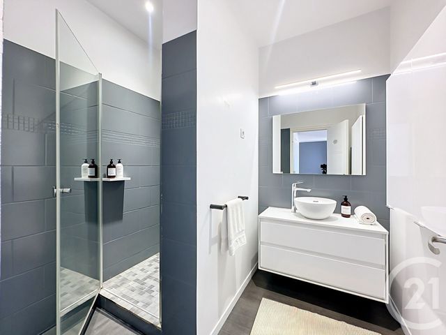 Appartement F3 à vendre - 3 pièces - 84.5 m2 - PERIGUEUX - 24 - AQUITAINE - Century 21 Mazaudon Immobilier