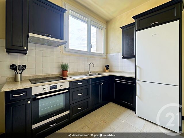 Appartement T4 à vendre - 4 pièces - 87.0 m2 - PERIGUEUX - 24 - AQUITAINE - Century 21 Mazaudon Immobilier